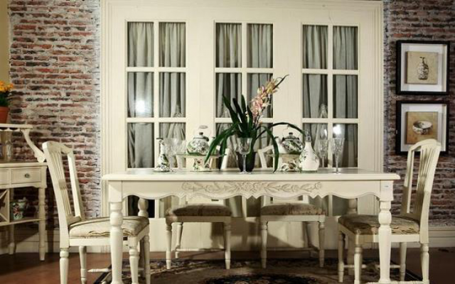 How does villa furniture dining-room decorate collocation?